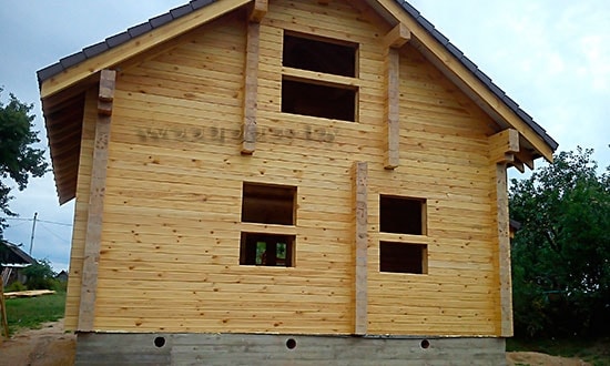 Фасад деревянного дома