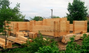 Процесс работ по сборке сруба