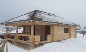 Строительство деревянного дома в Борисовском районе. Общий вид на фасад